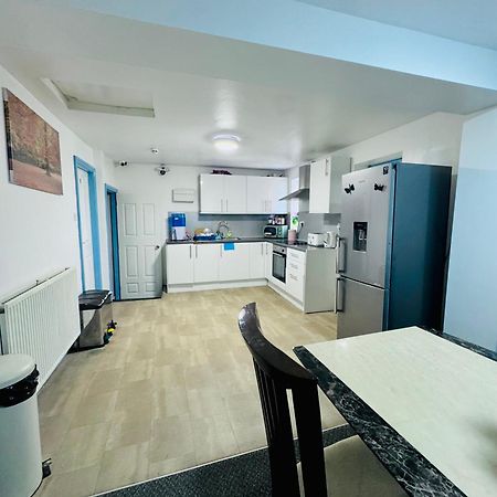 Unique Private Rooms Μπόλτον Εξωτερικό φωτογραφία