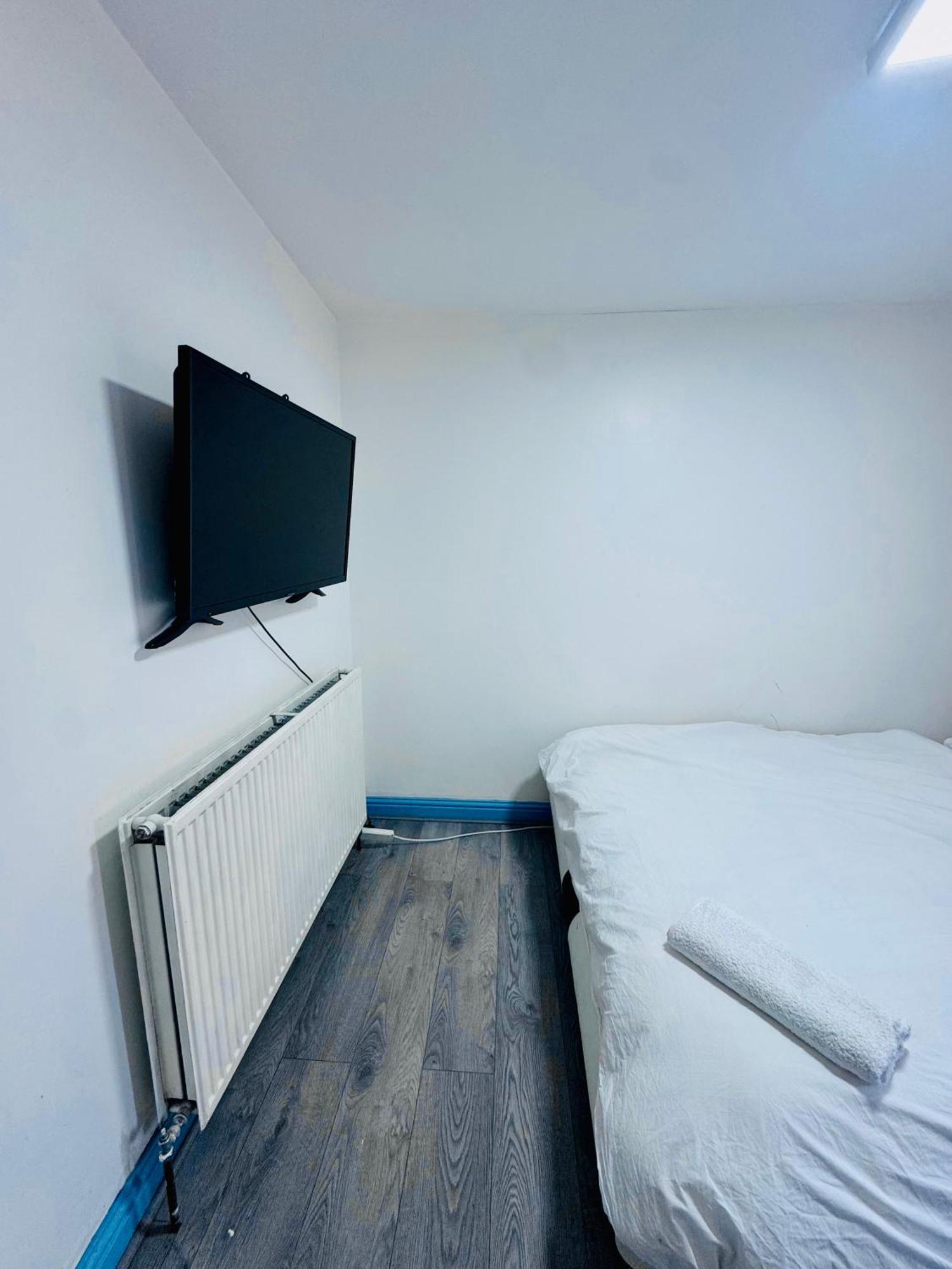 Unique Private Rooms Μπόλτον Εξωτερικό φωτογραφία