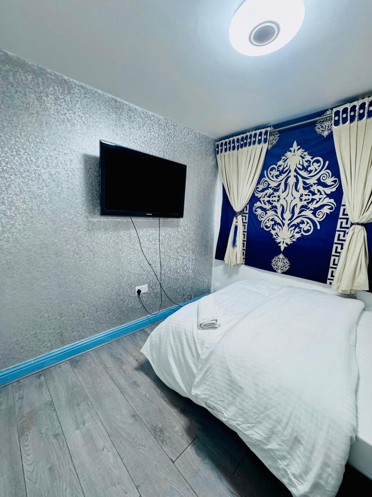 Unique Private Rooms Μπόλτον Εξωτερικό φωτογραφία