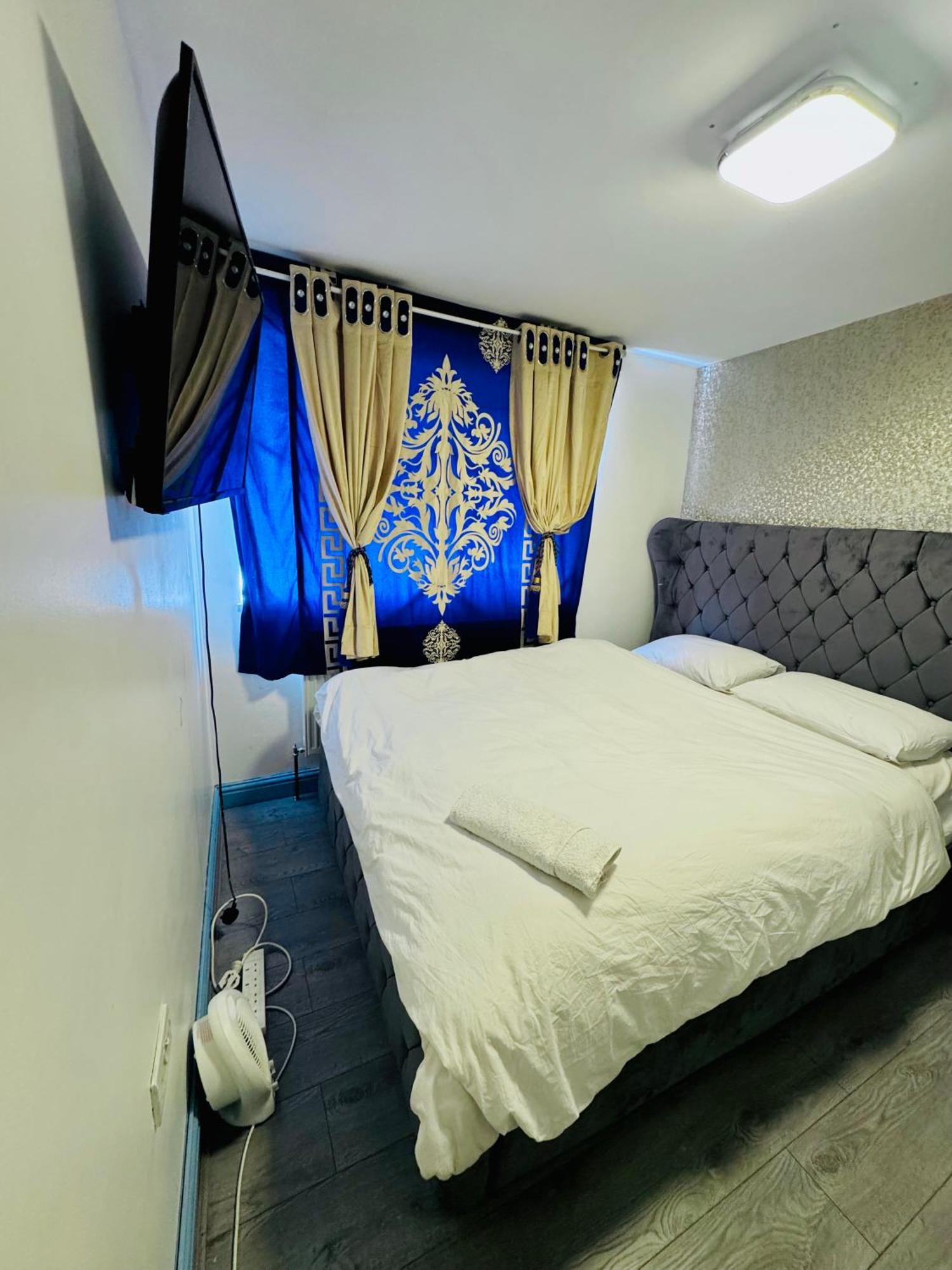 Unique Private Rooms Μπόλτον Εξωτερικό φωτογραφία